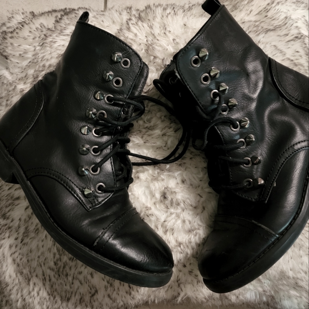 Punk boots